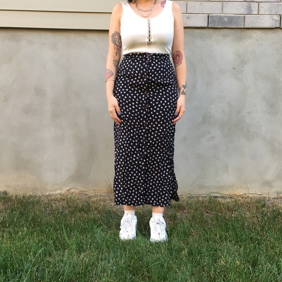 Little Daisy navy linen skirt - Picture 4 of 6